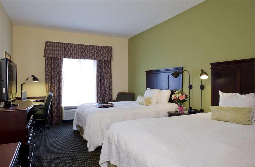 Hampton Inn & Suites Nashville-Smyrna Pokoj fotografie