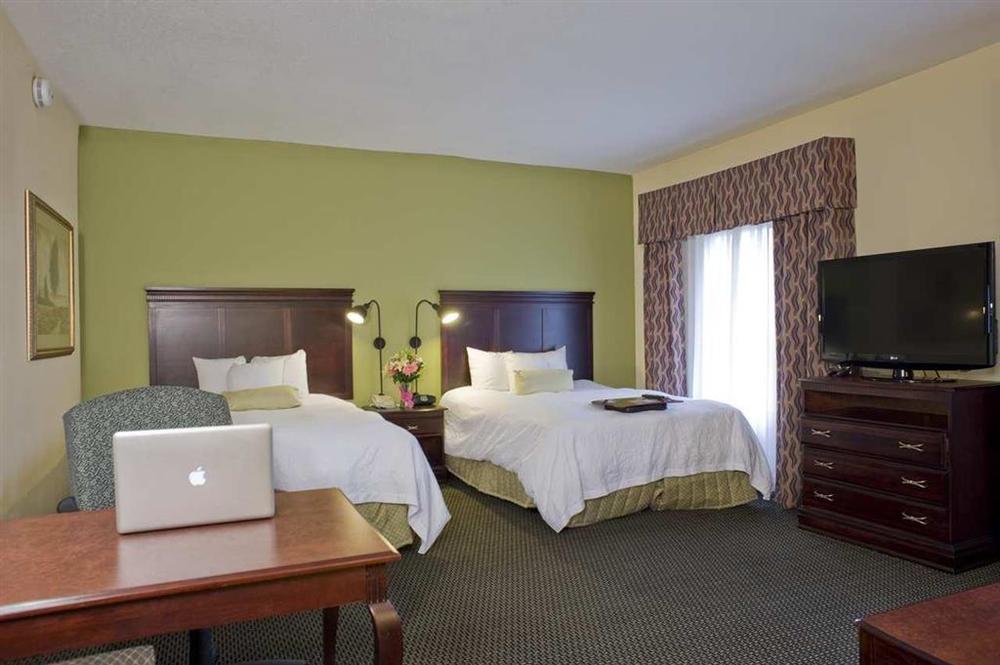 Hampton Inn & Suites Nashville-Smyrna Pokoj fotografie