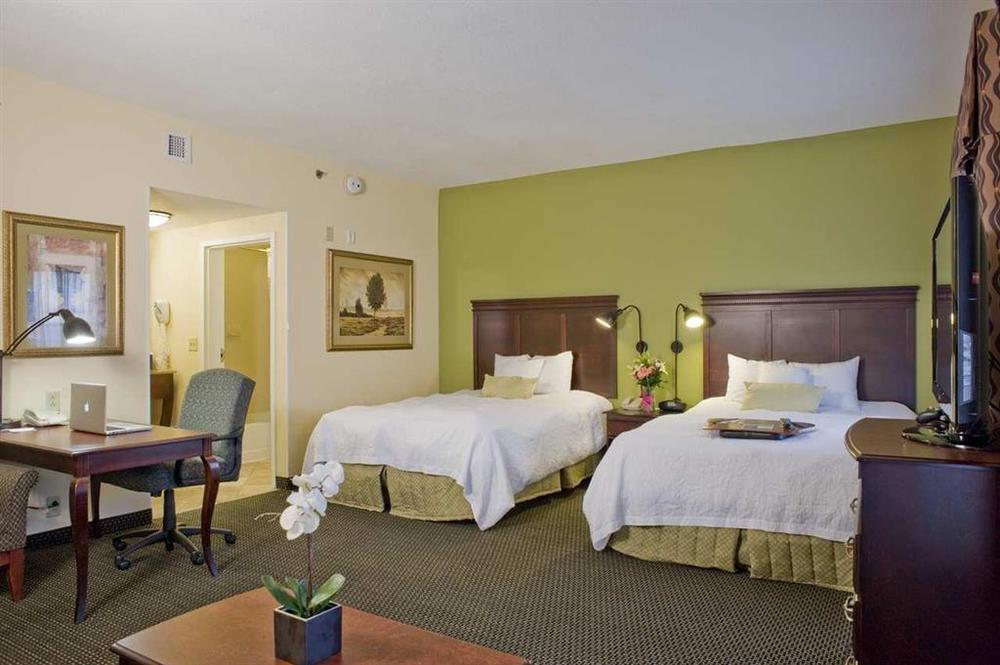 Hampton Inn & Suites Nashville-Smyrna Pokoj fotografie